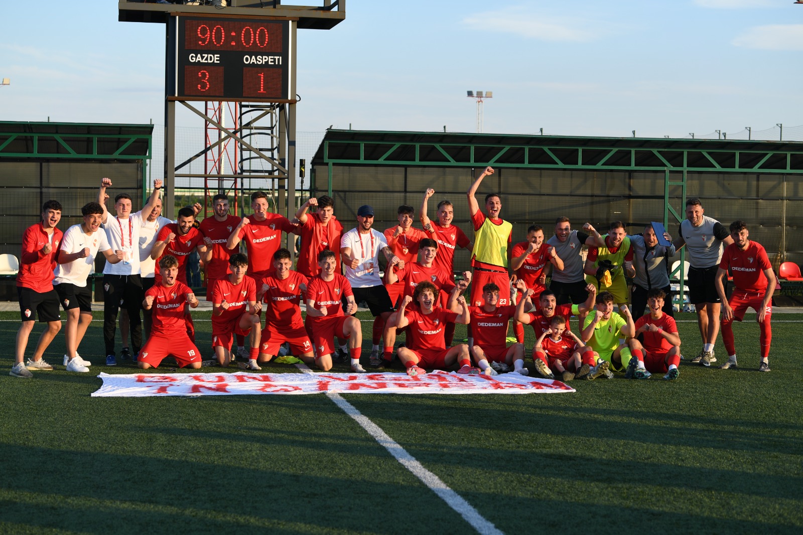 Cu un pas mai aproape de visul Ligii 2: FC Bacău – Unirea Braniștea 3-1